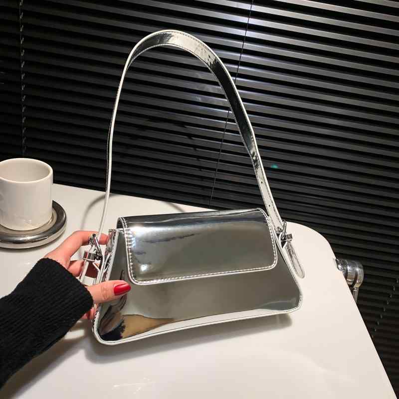 レディース 腋下バッグ 春夏 ファッション バゲットバッグ ショルダーバッグ 鞄 かわいい デザイン 横型 方形 PU素材 硬め 構造 黒 ゴールド シルバー ライトブルー ピンク グリーン ローズレッド オレンジ レッド 日常 使い 通勤 日常 コーデ