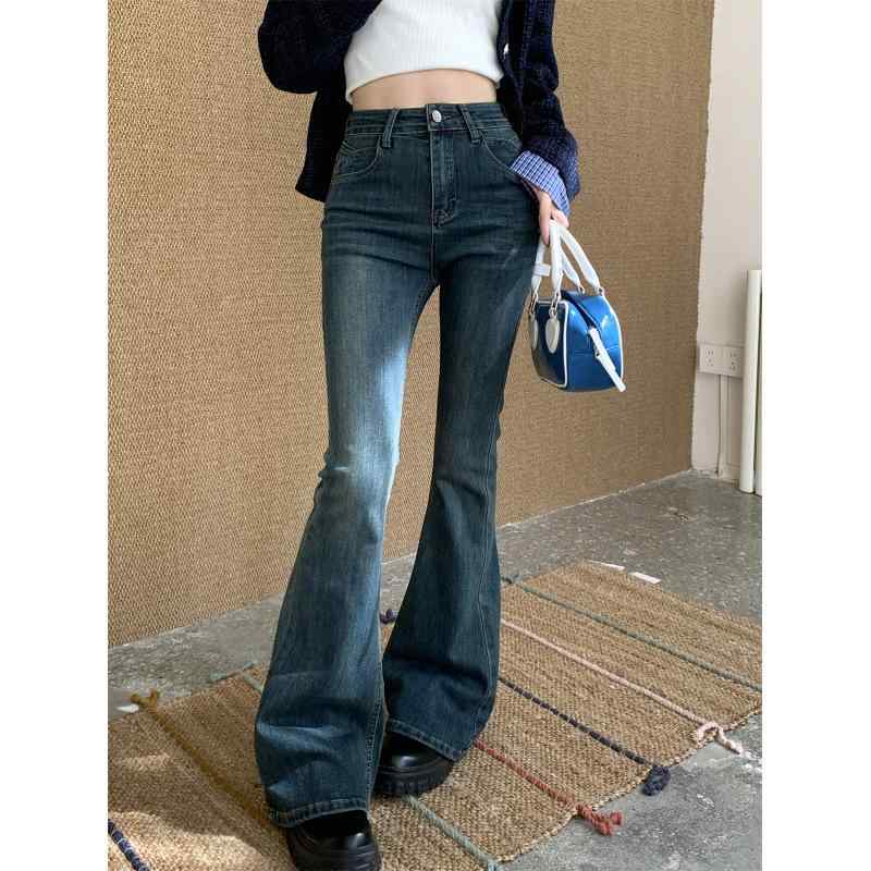 秋冬パンツ 女性用 高腰 微喇 牛仔パンツ 修身 直筒 馬蹄パンツ ドラッグパンツ スパイシースタイル 復古深藍 アクリアン混紡 伸縮性 水洗加工 通勤スタイル 都市風 ロング丈 ファスナー 気質 クールレッグ クロップドレッグ 軽量 吸湿速乾 デニム素