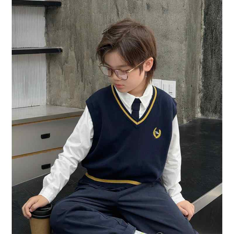 子供服 フォーマルスーツ 男の子 秋物 ニットカーディガン ベスト シャツ 長ズボン 3点セット 学院風 チェック柄 コットン