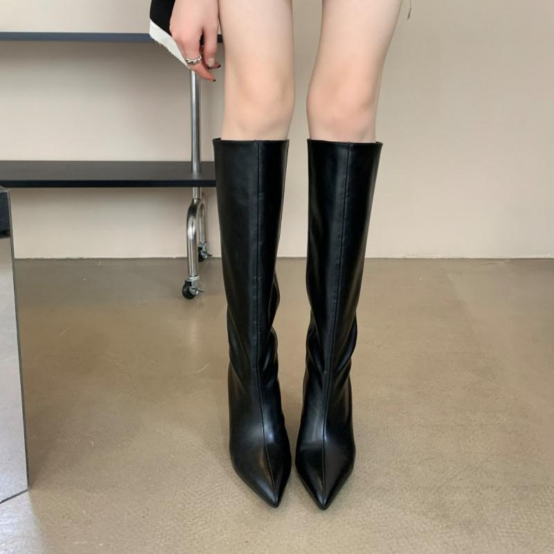 ブーツ レディース ポインテッドトゥ ロングブーツ 火砲 履き口 ゆったり 筒あたり近所 ゆったりめ 坡踵 乗り尻ブーツ 置き目踵 心地よい 歩き分かりやすい 黒 黒いこと 春夏 秋冬