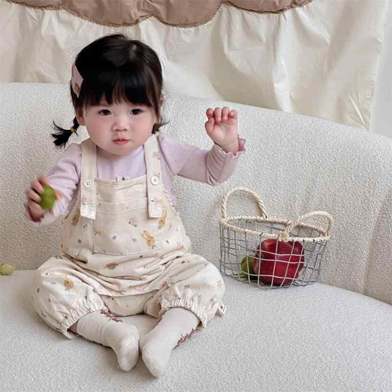 ベビー服 パンツセット 北欧風 小花柄 長袖トップス サロペット 2点セット 乳幼児 女の子 かわいい 綿100% 秋