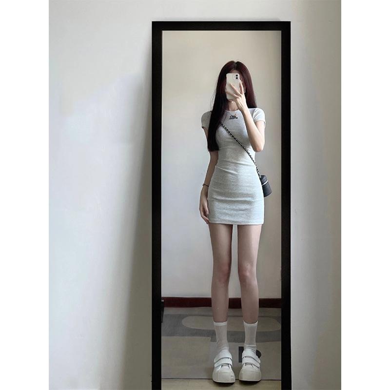 ワンピース 女性用 夏 かわいい 純欲風 小柄対応 収腰 包臀 セクシー 修身 短スカート 綿 スパンデックス 混合 灰 短袖 丸首 中腰 刺繍 セットアップなし 私服 日常使い 軽量 伸縮性 通勤 デート 4,404円