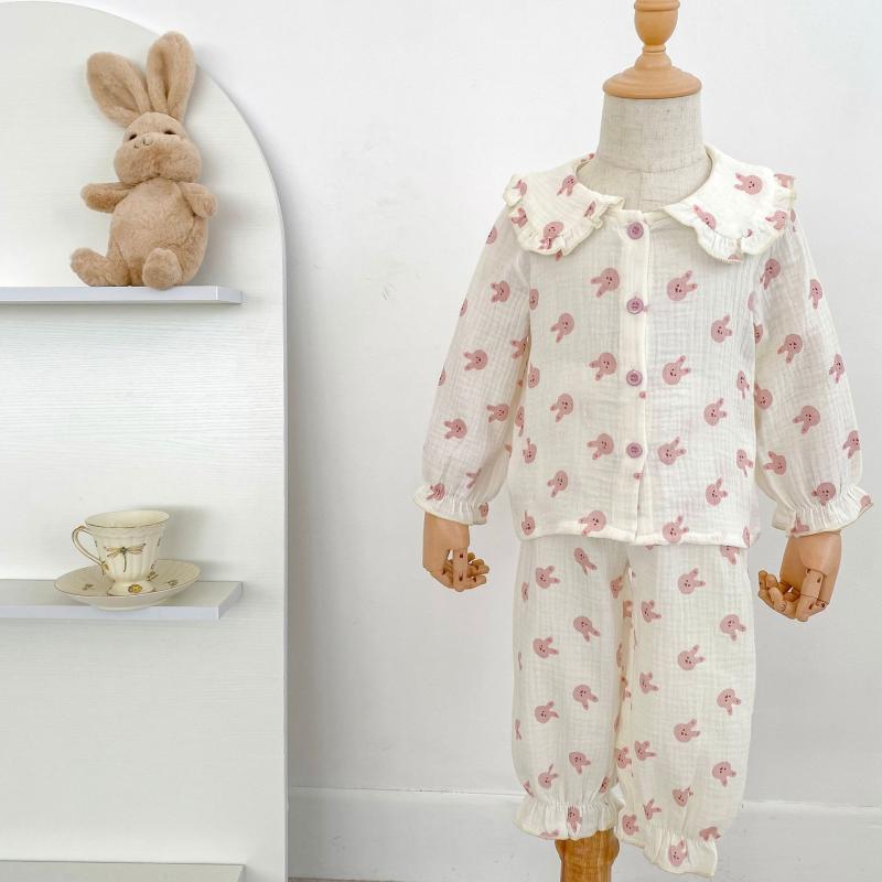 ベビー服 女の子 上下セット パンツセット 長袖 トップス ズボン 春秋 綿100％ 花柄 ウサギ柄 かわいい 70 80 90 100cm