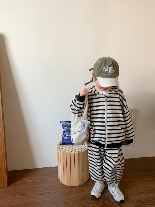 子供服 上下セット タオル生地 秋冬 ベビー服 男の子 女の子 2点セット ボーイズ ガールズ 綿 ストライプ かわいい 柔らかい 長袖