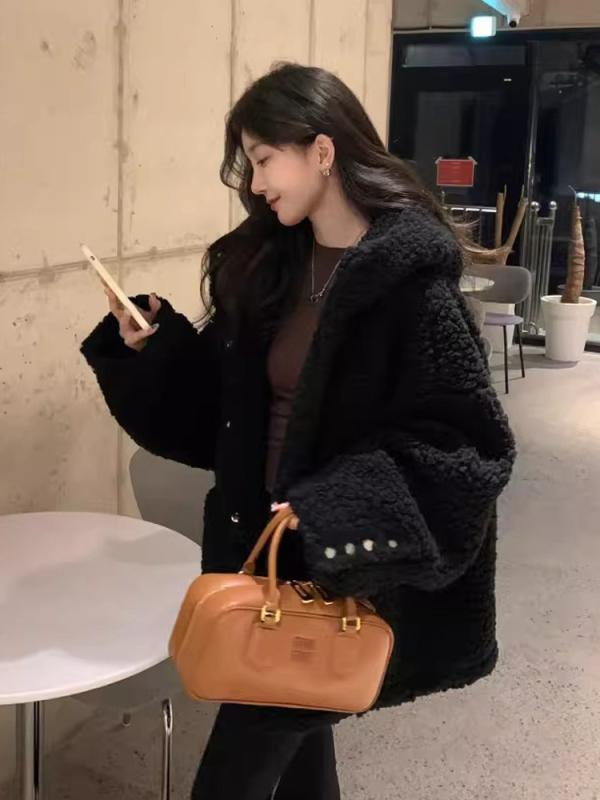 コート レディース 黒色 ボア アウター フード付き ゆったり 厚手 モコモコ 秋冬 暖かい 防寒 ポリエステル 通勤 エレガント かわいい(x500)｜トミーショップ 店