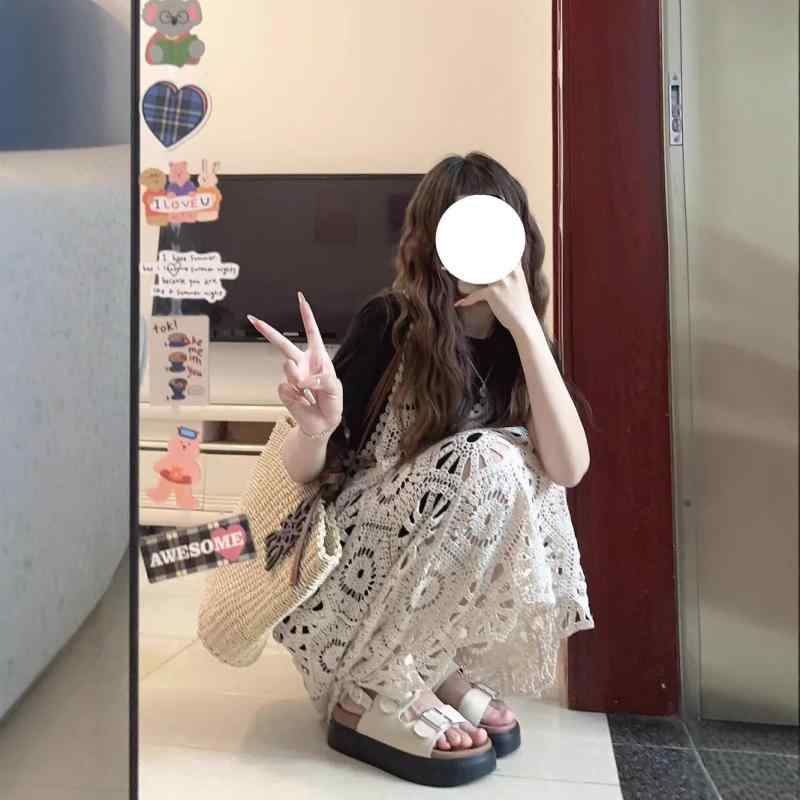 ワンピース 女性用 春夏 ボヘミアン レース 切り替え Vネック 無袖 吊り帯 直筒 竹綿 素材 杏色 白色 軽量 透け感 吸湿速乾 旅行 通勤 普段使い レイヤード トップス インナー