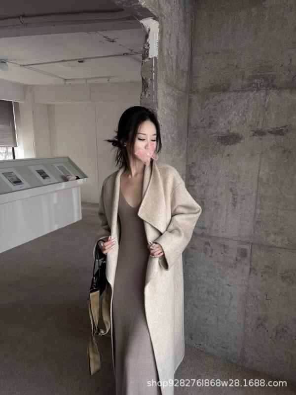 コート レディース 羊毛 アウター ウール ロング丈 ゆったり 秋冬 厚手 暖かい ドロップショルダー ラップ風 杏色 ワインレッド カーキ ブラック グレー キャメル｜トミーショップ 店 14,405円
