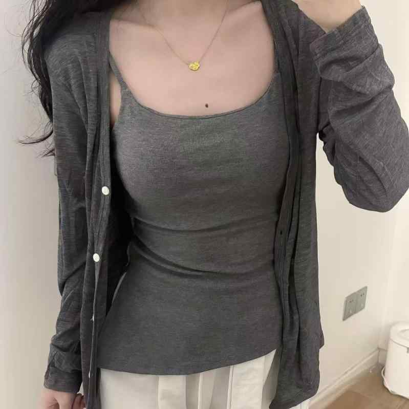 吊り紐キャミソール 女性用 日系レトロ 綿100% ワンピース風 イレギュラー 斜めストラップ 快適 無地 インナートップス 春夏 シンプル 丸首 厚手 綿素材 杏色 グレー ブラック ホワイト グリーン