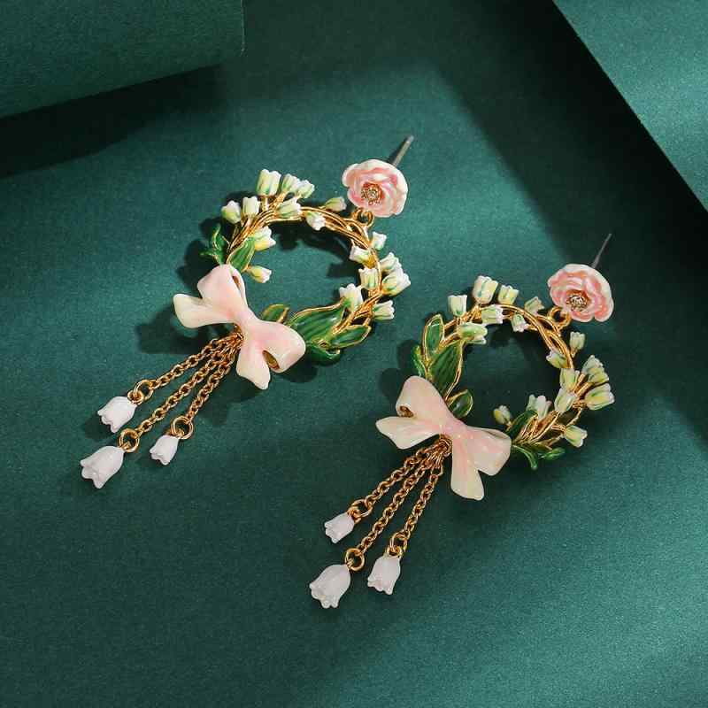 イヤリング レディース ファッション ピンク 薔薇 ローズ バタフライ 蝶 リボン スズラン 花 フラワー タッセル ドロップ ピアス エレガント 電気メッキ加工 高見え アクセサリー