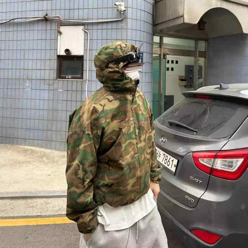 ジャケット 男性用 迷彩柄 マウンテンパーカー ブルゾン フード付き コットン ミリタリースタイル ストリートファッション アウトドア 普段使い 防寒着 秋冬