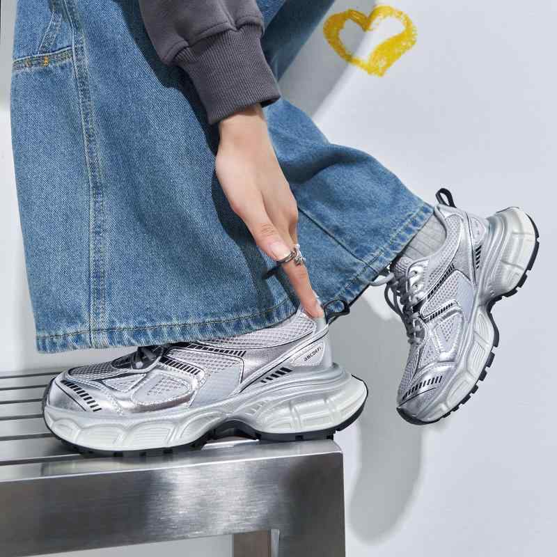 スニーカー レディース 厚底 シルバー ダッドスニーカー 軽量 ランニングシューズ 運動靴 カジュアル 通気性 クッション性 歩きやすい 普段使い 旅行 春夏 秋冬 白 ホワイト ベージュ｜トミーショップ 店
