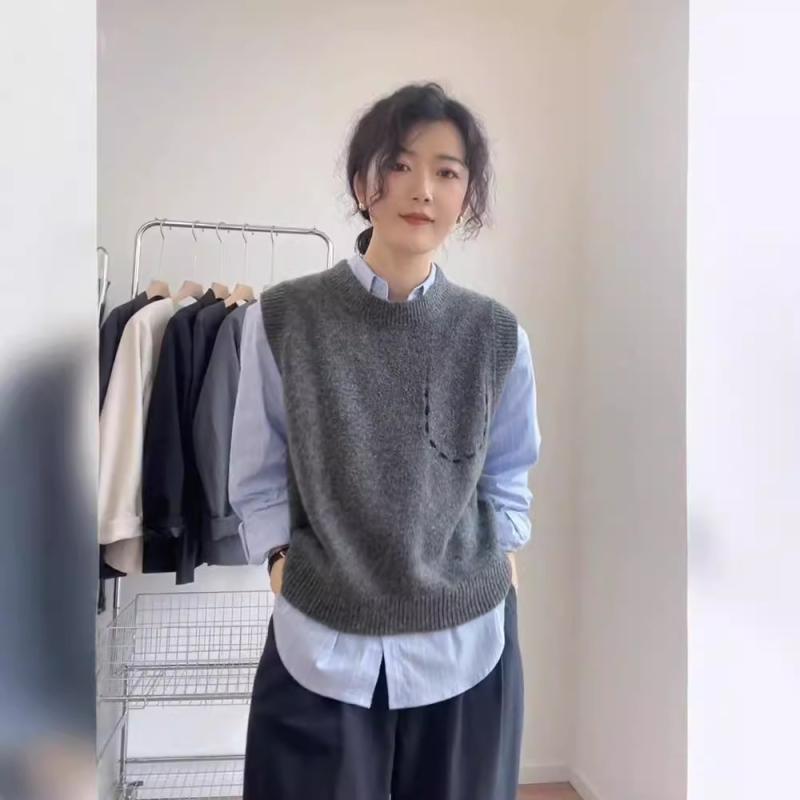 ニット キャミソール レディース 秋冬 無袖 羊毛 95%以上 グレー 丸首 ソフト 糸巻き 刺繍 刺繍加工 普通丈 50cmから65cm 気質 通勤 レイヤード インナー トップス ベーシック スタイル