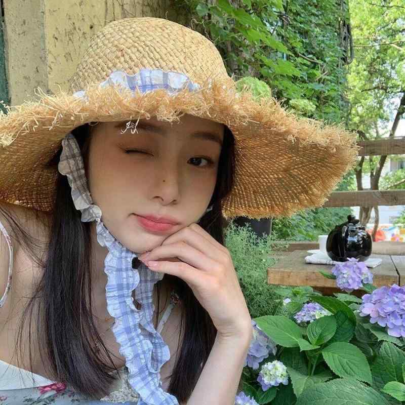 麦わら帽子 レディース 春夏 UVはね除ける 遮光 遮熱 人付き合い冷感 あご紐付き 飛ばない 津液広 格好のいい 愛くるしい ガーデニング 農作業 旅する用 日焼押しとどめる 日よけ鳥打ち帽 かぶり笠 青色 サクラ色系(x10)