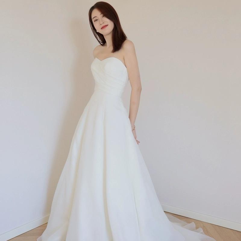 ウェディングドレス レディース ビスチェ 2024年秋冬 プリンセスライン ロングドレス ポリエステル 結婚式 ブライダル 披露宴 花嫁 二次会 パーティードレス 白 黒