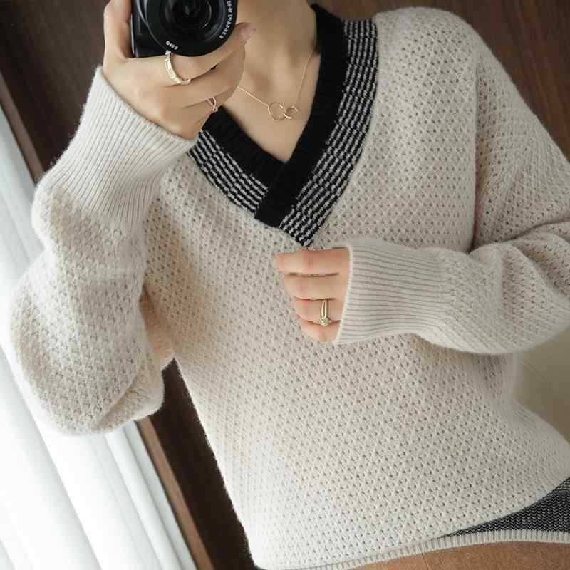 ニット レディース Vネック 長袖 セーター 秋冬 ウール 羊毛 100% プルオーバー ドロップショルダー ゆったり 提花 インターシャ ミルキーホワイト