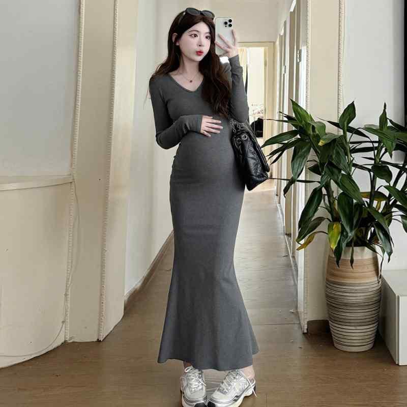 ワンピース レディース 秋冬 妊婦服 マタニティワンピース 授乳服 魚尾スカート フィッシュテール Aライン 長袖 パーカー フード付き 厚手 あったか 暖かい 伸縮性 ストレッチ ゆったり 楽ちん 着痩せ 体型カバー カジュアル かわいい きれいめ グ