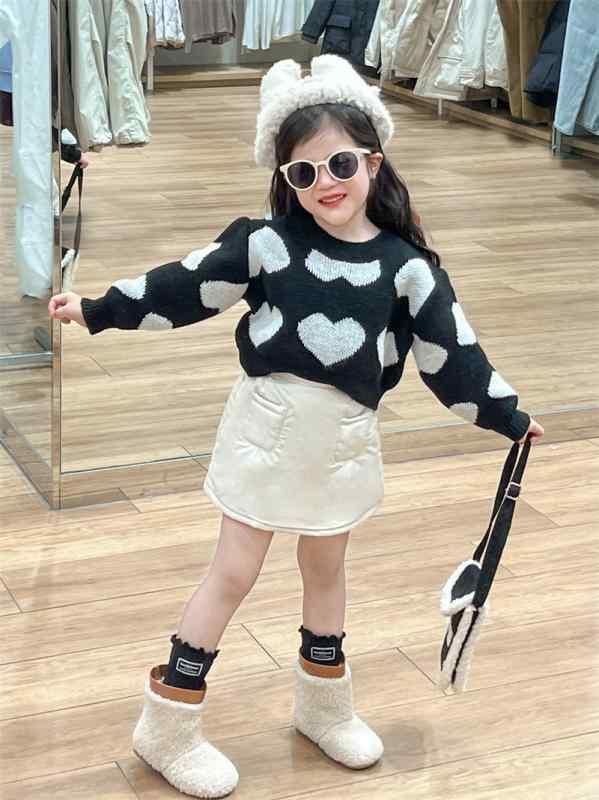 子供服 ニット・セーター 女の子 秋冬 ラウンドネック ハート柄 ジャガード編み カットソー スカート 通園 普段着