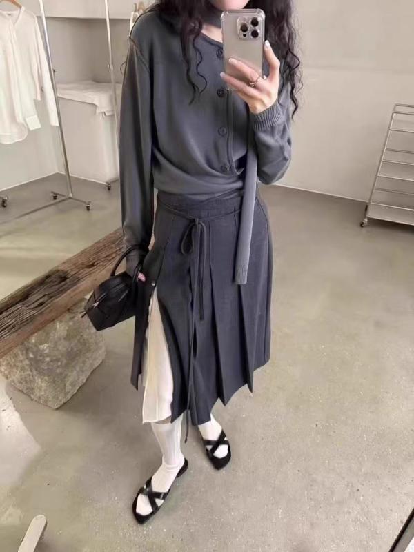 スカート レディース 春 百褶スカート Aライン ミモレ丈 膝丈 ポリエステル 灰色 黒 無地 通勤 オフィス カジュアル きれいめ