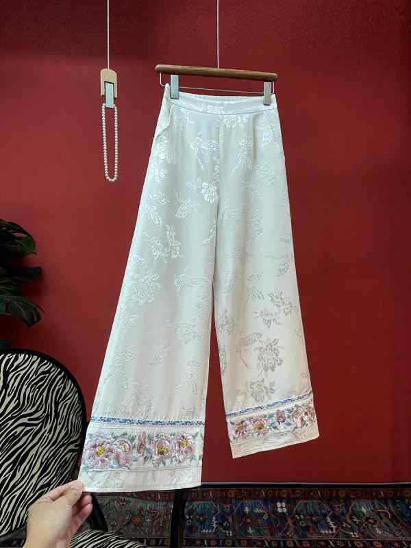 パンツ レディース 新中式 サテン 提花 刺繍 ワイドレッグパンツ ゆったり ストレートパンツ 高見え 高身長 美脚 脚長効果 体型カバー ブラック 黒 ホワイト 白 ポリエステル 中国風 文?復古