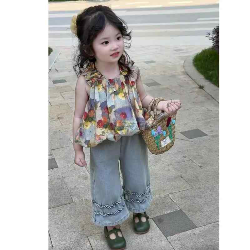 子供服 セットアップ 韓国風 花柄 キャミソール デニムパンツ 2点セット 女の子 女児 夏服 トップス ボトムス かわいい おしゃれ ガールズ 子供 キッズ 綿 90cm 100cm 110cm 120cm 130cm 140cm