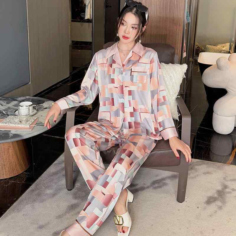 パジャマ 女性用 春夏 薄手 長袖 長ズボン 開衫 花柄 セット 韓国風 ゆったりサイズ ホームウェア 接触冷感 透気性 吸湿速乾 ポリエステル 軽量 快適 寝間着 リラックス 室内着 カジュアル シンプル