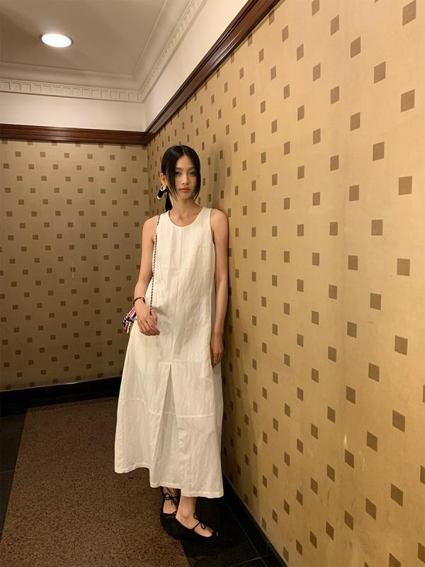 衣装 成人女性用 春夏 真っただ中丈 うつり変わり ひな型 丸襟 ノースリーブ 後押し食い違い 綿織物混紡 レイヨン ナイロン 練りあわせる ゆったり腰回転運動 セットインスリーブ ユニ一発やる 好いたらしい 軽さ 吸湿性 純色 黒いこと 杏色 米白 日韓表現スタイル 心地好い 普段