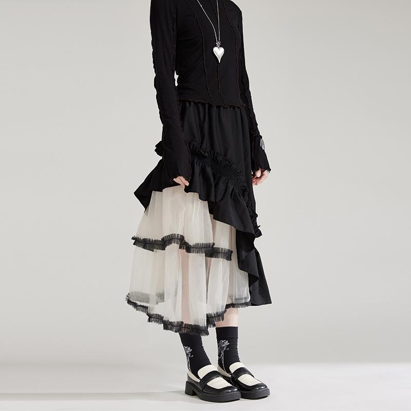 スカート レディース 半身 ミモレ丈 フレア 不規則 デザイン 切り替え チュール 綿 素材 黒 カラキ 杏色 秋冬 ストリート スタイル かわいい シルエット 木耳縁 装飾 無弾性 軽量 個性 ファッション トップス 合わせ 普段使い