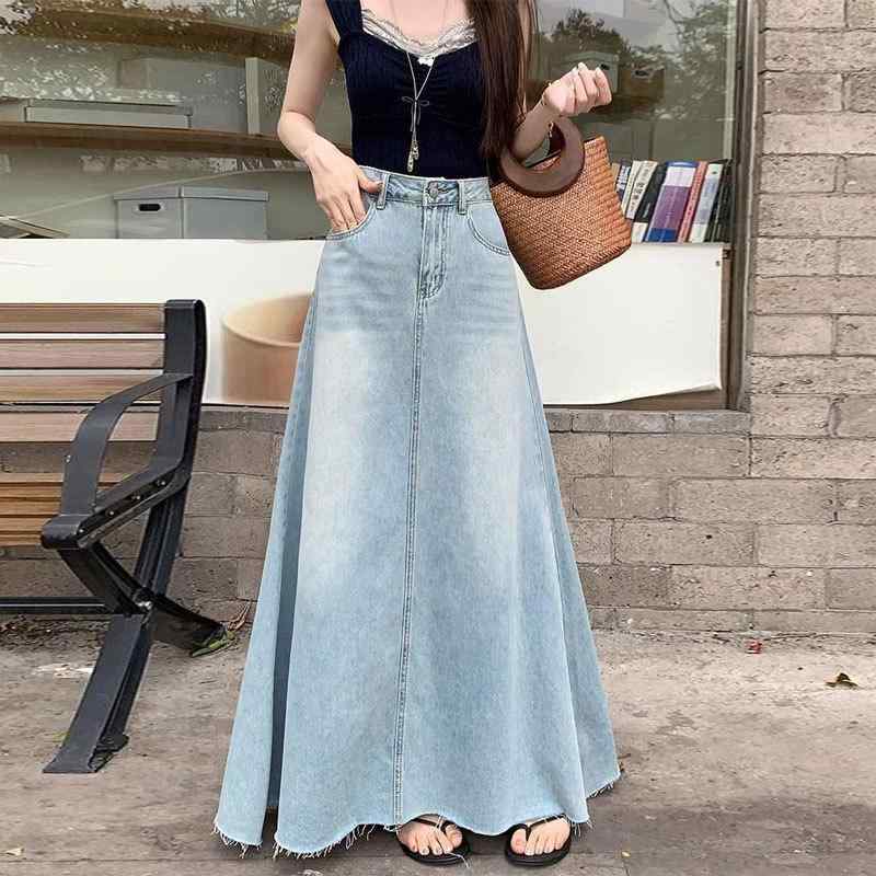 スカート 女性用 牛仔 半身スカート 夏 通勤 通勤風 高腰 Aライン ロングスカート 軽量 綿素材 ライトブルー 洗い加工 毛羽立ち エッジ フレア 気質 ゆったり 普段使い 百搭 スリム スタイル 気質優雅 ボタン ディテール 無弾性 ソフト コット