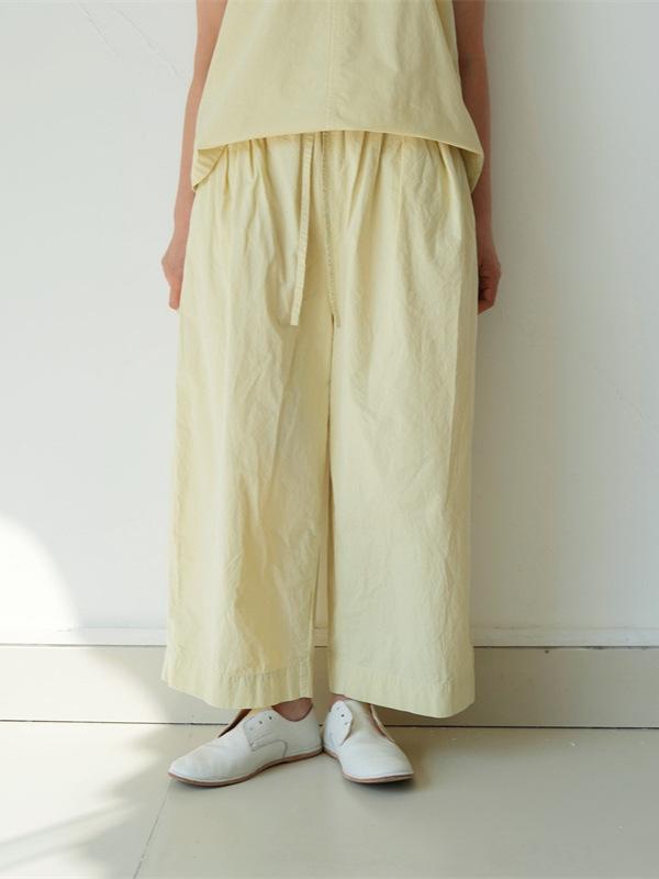 レディース 九分パンツ 森ガール風 紙感 高密度コットン 脚長効果 ストレートシルエット 松腰 ミドルウエスト 中厚 通年 かわいい クリーン スイート スタイル 軽量 ゆったり 普段使い ゴス黄色 ブラック(x10)｜トミーショップ 店