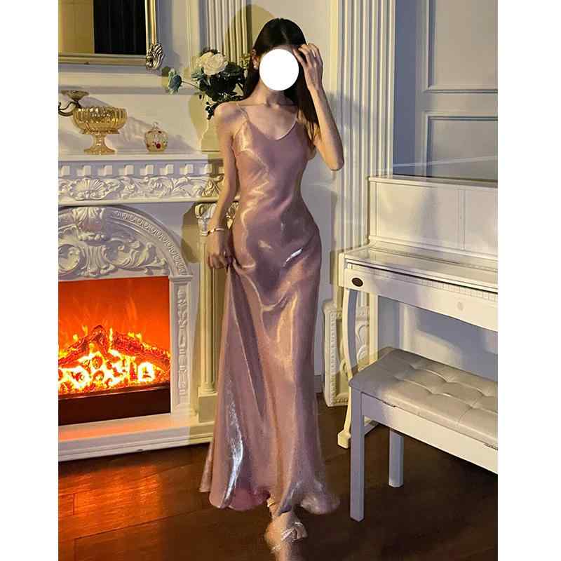 ワンピース Vネック 吊帯 ロング 女性用 夏 垂れ感 修身 涼感 ポリエステル ハイウエスト 肩出し セクシー 私服 名媛風 宴会 セットアップなし 偏光粉 ?罪緑