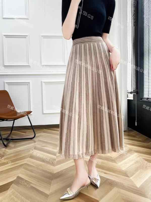 秋冬 ニット ロング スカート 女性用 高腰 プリーツ スカート 切り替え ツヤ加工 純羊毛 フューズ デザイン 紫 キャメル ブラック ゆったり スリム 気質 通勤 スタイル ミッドリラックス 微弾性 ロング丈 半身スカート