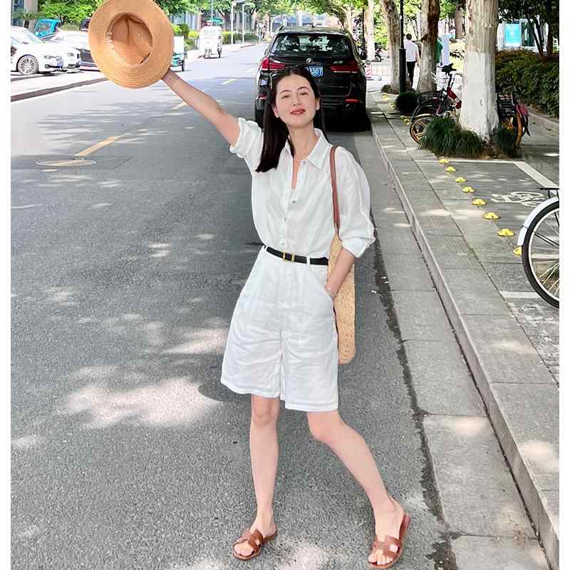 レディース 麻 ショートパンツ 通勤用 普段使い 高腰 直筒 切り替え ポケット 薄手 軽量 吸湿速乾 気質 都市風 麻素材 再生繊維 ミックス あしストレート シルエット かわいい 夏 春夏 白色 ベージュ アイボリー カジュアル スタイル
