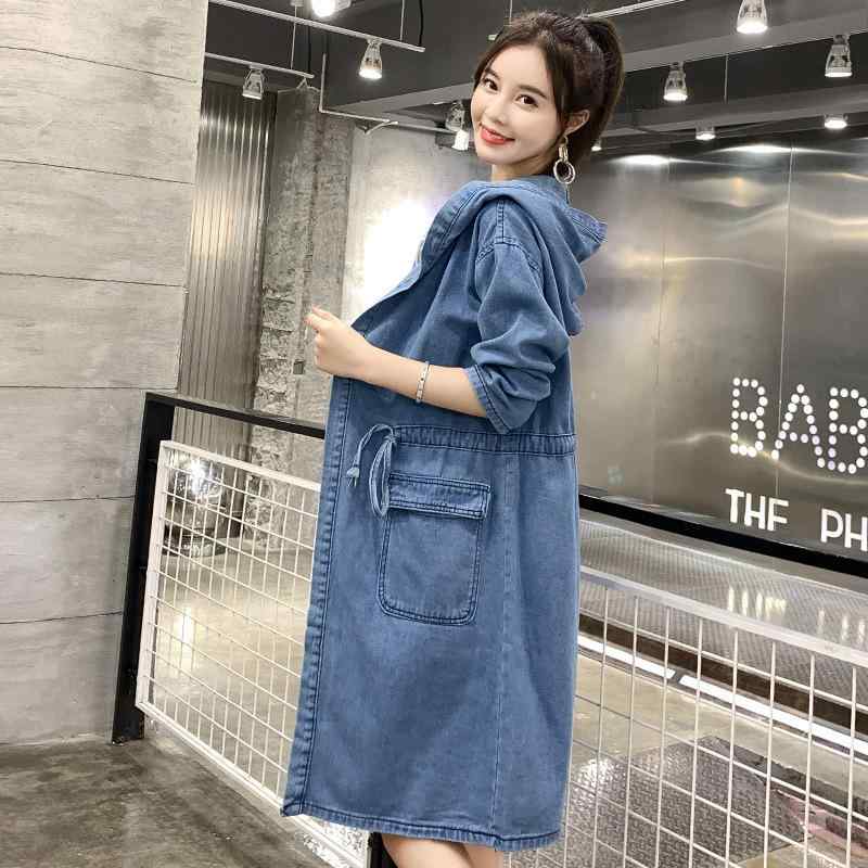コート 女性用 デニム 風 ミドル丈 長袖 ストレートシルエット 翻領 切り替え デザイン 通勤スタイル 気質 優雅 ミッドウェイト ポリエステル 素材 ブルー 系 ゆったり フィット 普段使い 対応 軽量 伸縮性 あり