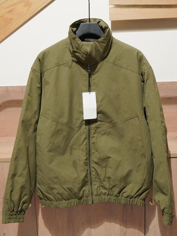 メンズ 上衣 厚地の外套 軍緑 綿服 薄っぺら 立領 ファスナー 練りあわせる型 ポリエステル 填充 ナイロン 100% ポリエステル 裏地 多口袋 立体貼袋 短丈 丸底 無地 青少年向け 日常着 秋冬 冬期 心地好い 表現スタイル 軽さ 生あたたかい 役立つこと性 衣嚢