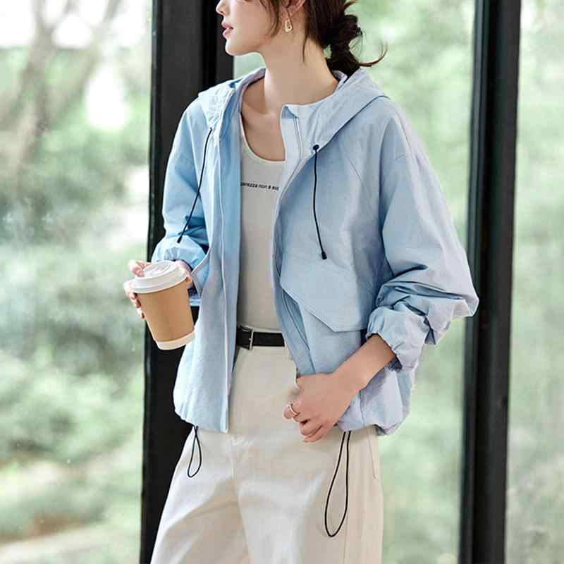 パーカー 女性用 春夏 秋冬 コットン ナイロン 混紡 薄手 長袖 フード ジップアップ ポケット 切り替え ゆったり シルエット 普通丈 純色 ブルー系 ホワイト系 軽量 吸湿速乾 快適 日常使い カジュアル ジャケット トップス