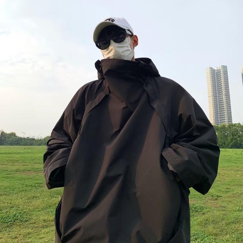 メンズ フード付き ジャケット 春秋 防水 耐磨 防風 竹繊維 ナイロン ブラック 杏色 ロングスリーブ ルーズフィット 立襟 中長丈 サイドポケット 直裾 口袋装飾 免?加工 青少年 メンズ カジュアル アウトドア ミリタリースタイル 外穿 長袖 イン