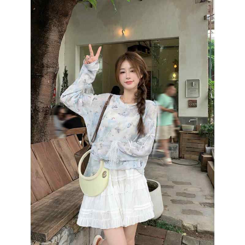 Tシャツ レディース 春夏 長袖 雪? 接触冷感 薄手 ワイドシルエット ラウンドネック セットインスリーブ 気質 通勤風 かわいい 甘め 清新 普段使い 軽量 吸湿速乾 ブルー 蝶柄 プリント トップス ブラウス シャツ チュニック ゆったり カジュア