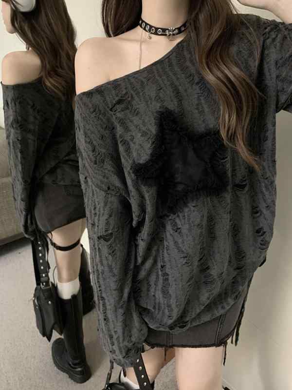 秋冬 ニット トップス 女性用 ゆったりシルエット 丸首 長袖 丸肩オフショルダー 星柄 幾何学模様 引き紐 デザイン ゆったりフィット 中長丈 深グレー ホワイト 粘着繊維 再生繊維 接触冷感 吸湿速乾 部屋着 普段使い カジュアル 秋冬