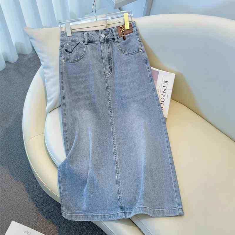 スカート レディース ミッドブルー デニム 半身スカート Aライン 中長丈 直筒 包み込み 夏用 薄手 軽量 微弾性 復古風 気質 優雅 普段使い 通勤 通学 カジュアル スタイル 再生デニム 素材 ハイウエスト デザイン ビンテージ テイスト 涼しい