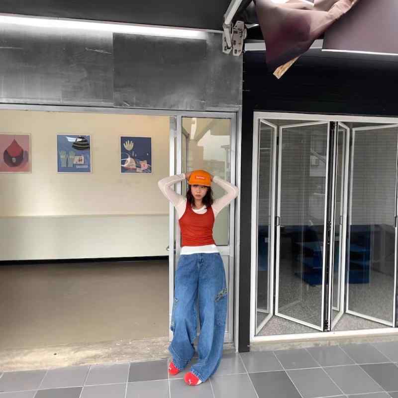 メンズ 牛仔パンツ 秋冬 ヒョウ柄 切り替え ワイドレッグ ミッドライズ ロング丈 直筒 ミディアムウェイト コットン 微弾性 水洗加工 ヴィンテージスタイル シンプル ストリートファッション 日常使い 青少年向け ダークカラー ブルー ブラック ゆった