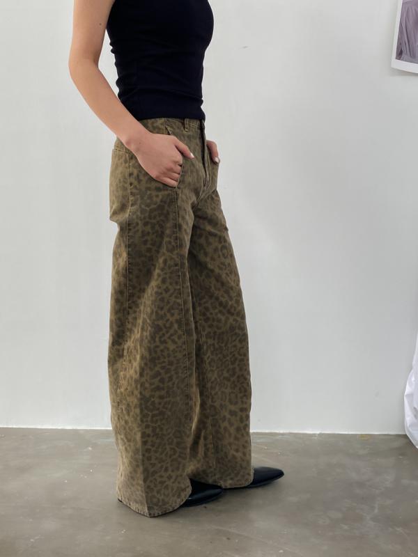 レディース デニムパンツ 直筒 ハイウエスト 牛仔 綿素材 ヒョウ柄 グレー系 春季 ストリートスタイル ゆったりシルエット すっきり脚長効果 洗い加工 ロング丈 ノンストレッチ ベーシックデザイン トレンドカジュアル