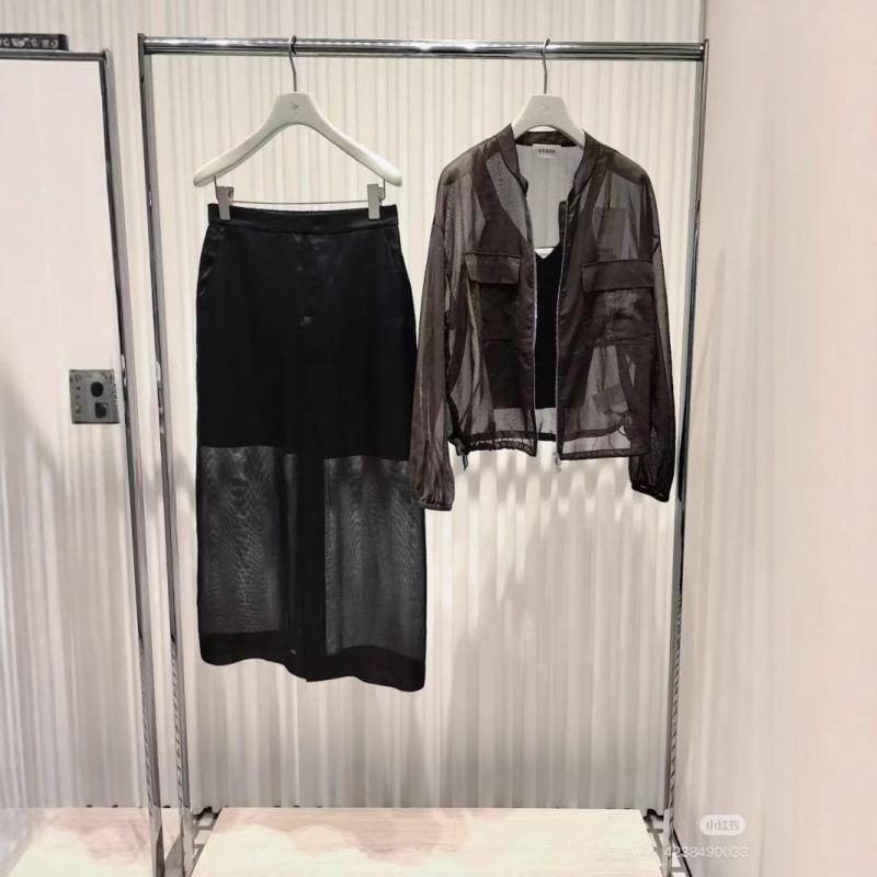 レディース 上衣 春夏 防晒 向こう見ず 微透 欧根? 生まれ変わり衣料繊維 当たること冷感 吸湿速乾 長袖 立? 一回り ファスナー 広々とした影ぼうし ルーズフィット 薄っぺら 赤銅色 心地好い 普段使い走り アウトドア 通い 日韓風