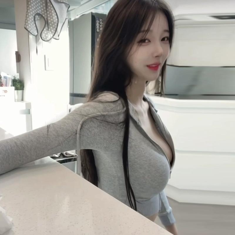 レディース コート クロップド ジップアップ ニット トップス 女性用 コットン ストレッチ 素材 黒 グレー ピンク 通勤 スタイル セクシー フィット スリム ロングスリーブ 薄手 軽量 吸湿速乾 普段使い 部屋着 秋冬 カジュアル ファッション ビ