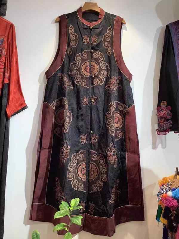 レディース ベスト 長袖 中華風 刺繍 重工 スタンドカラー 布ボタン 黒 天? レイセル繊維 70-80% Aライン 民族風 復古風 春 トップス インナー レイヤード 軽量 柔らかい コットンライク ブラウス風