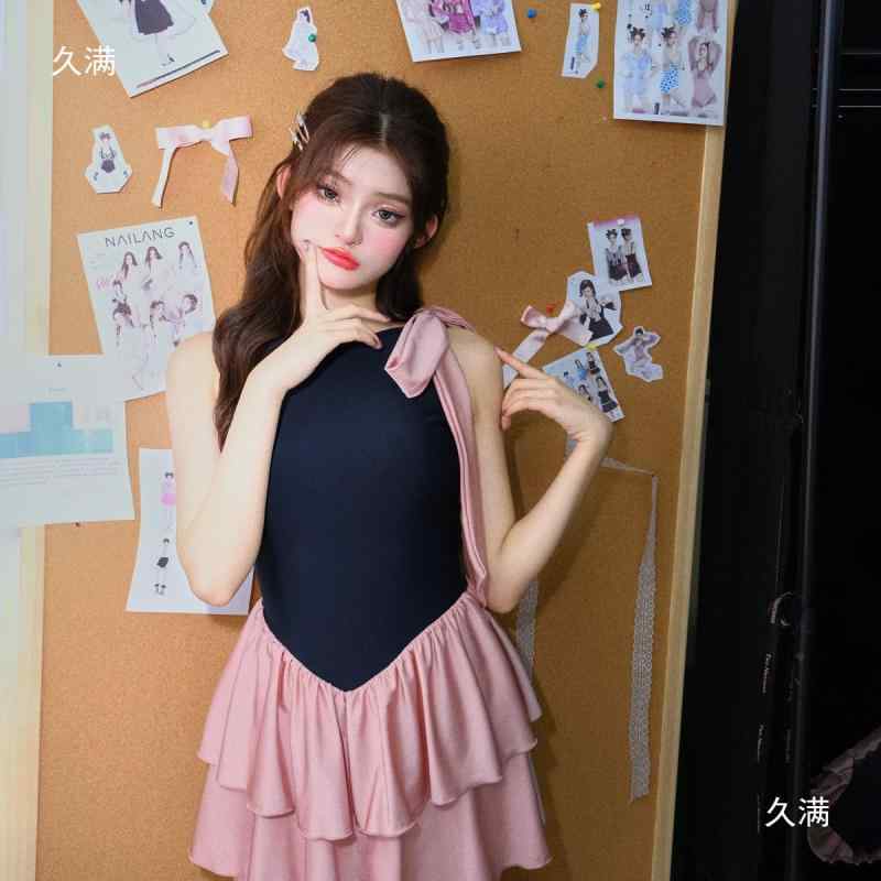 レディース ワンピース タイプ スイムウェア 子供用 無袖 ピンク 接触冷感 ポリエステル 切り替えデザイン スカート風 腹部カバー ワイヤー入り 胸サポート 温泉 プール 水着 ビーチ 夏 かわいい 軽量 速乾 伸縮性 ハイウエスト
