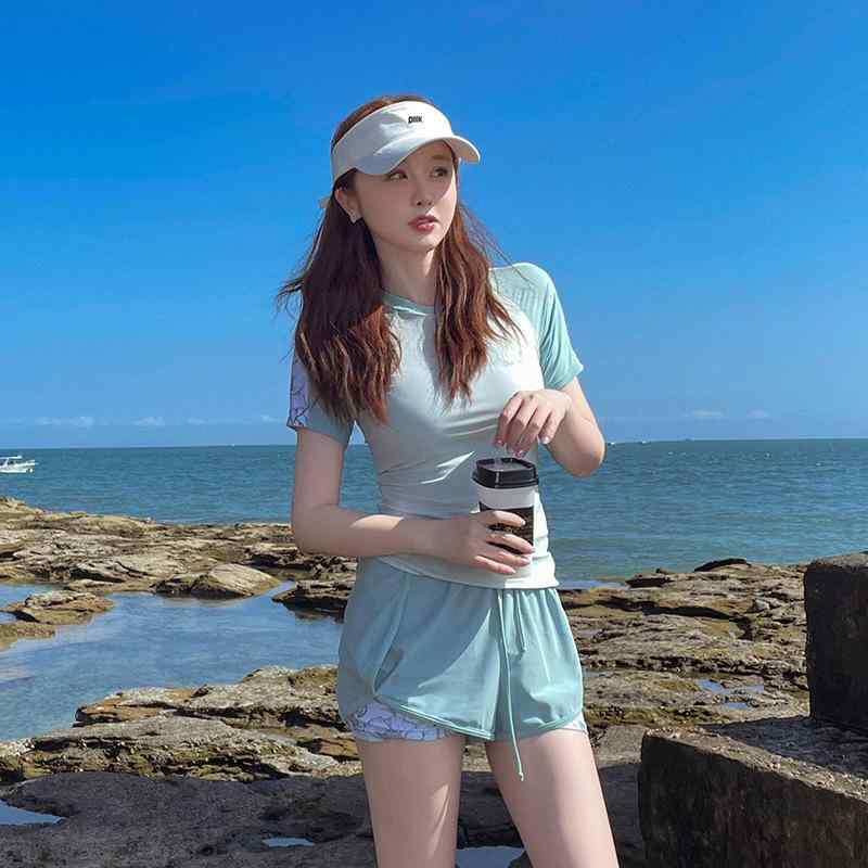 ビキニ 女性用 セパレート ツーピース スイムウェア 腹部カバー スリム効果 ガードル 胸寄せ 小胸対応 軽量 伸縮性 速乾 ナイロン ポリエステル クールトーン プール 海水浴 温泉 アクアスポーツ ビーチ かわいい シンプル