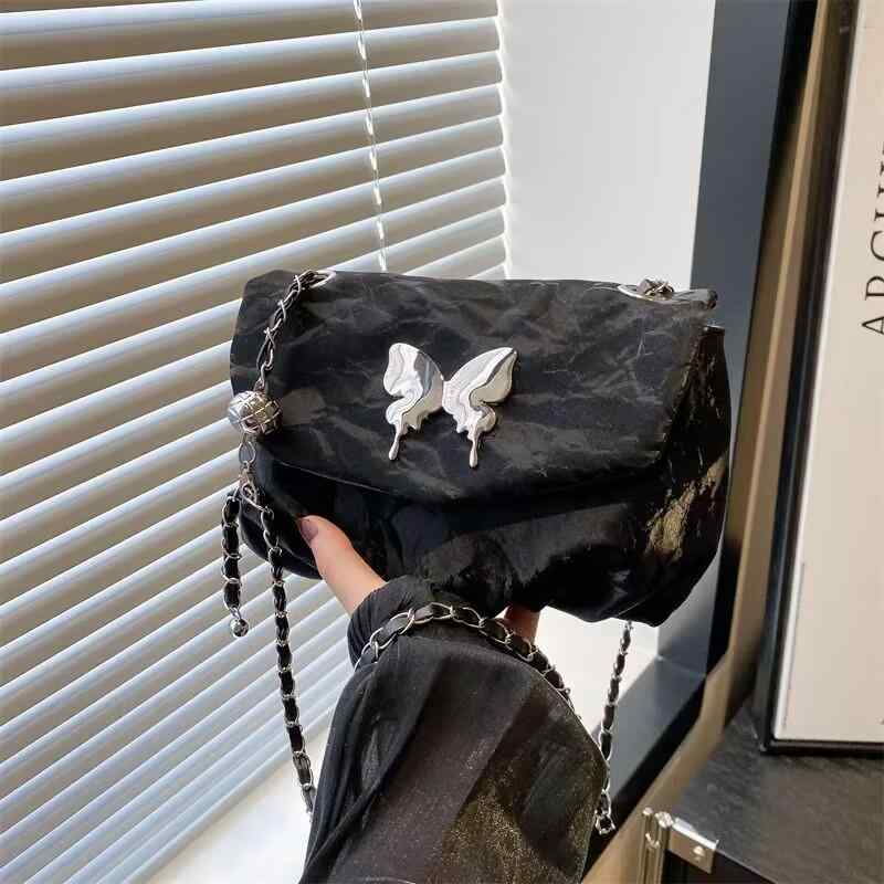 バッグ 女性用 夏 春夏 都市 シンプル かわいい 横型 方型 馬鞍型 雲型 チェーン ショルダー 斜めがけ 小型 軽量 PU ポリエステル ライニング シワ加工 ステッチ 蓋開閉 スマホポケット 中軟 立体ポケット シングルストラップ 日常使い 通勤 (x3)
