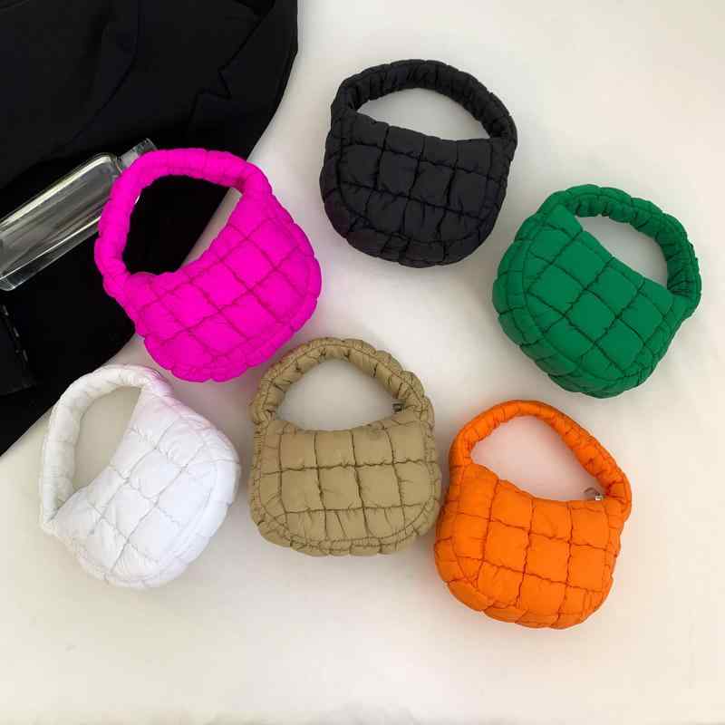 ミニ バッグ 女性用 ミニハンドバッグ ミニトートバッグ ミニショルダーバッグ プリーツ プリーツ加工 雲型 雲型デザイン チェック柄 チェック柄プリント 泡泡型 泡泡シルエット ミニサイズ 秋冬 秋物 布製 ポリエステル ポリエステルライニング 横型 (x3)