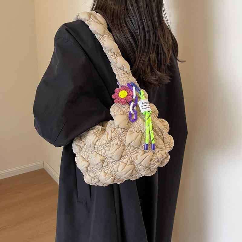 女性用 ショルダーバッグ 雲型 饅頭型 ナイロン 切り替え ミドルサイズ 中間硬度 単肩 ジップ開閉 日常使い 緑 ミリタリーグリーン アイボリー ベージュ ピンク ローズ ブルー パープル 秋冬 カジュアル ファッション