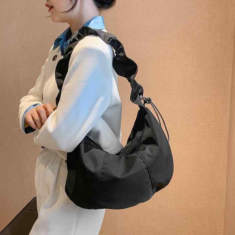 ミニ バッグ レディース 春夏 大容量 ?子 鞄 斜めがけ ソフト PU 皮 横型 方形 シングルショルダー ミニ サイズ 街頭 潮流 スタイル 撞色 デザイン ジッパー 開閉 ソフト 素材 内ポケット 付き シングル ストラップ 日常 使い 普段使い